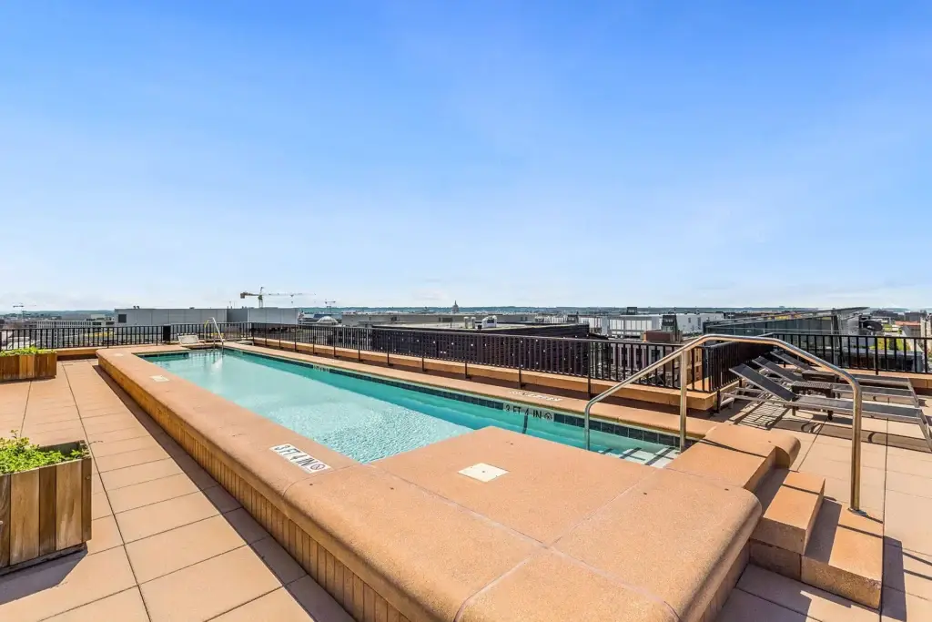 Ten Ten Mass - Rooftop Pool