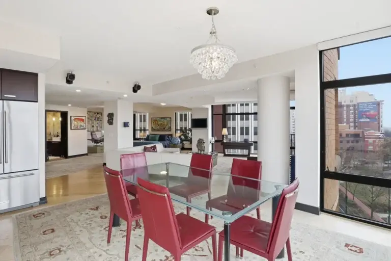 Dining room — 1010 Massachusetts Ave NW #804, Washington, DC