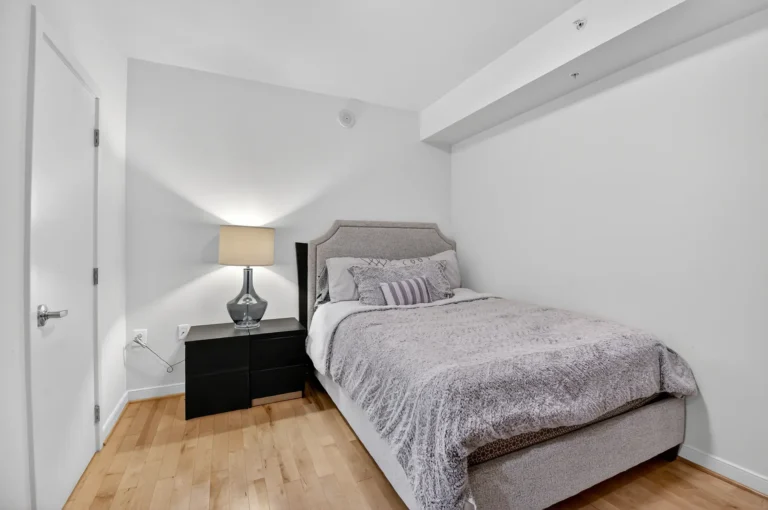 Secondary bedroom — 1010 Massachusetts Ave NW #708, Washington, DC