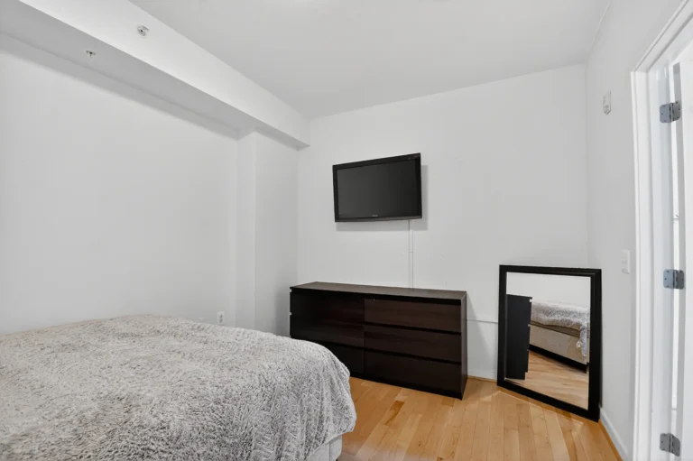 Secondary bedroom — 1010 Massachusetts Ave NW #708, Washington, DC