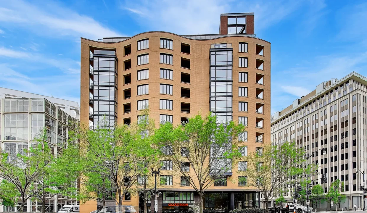 1010 Massachusetts Ave NW