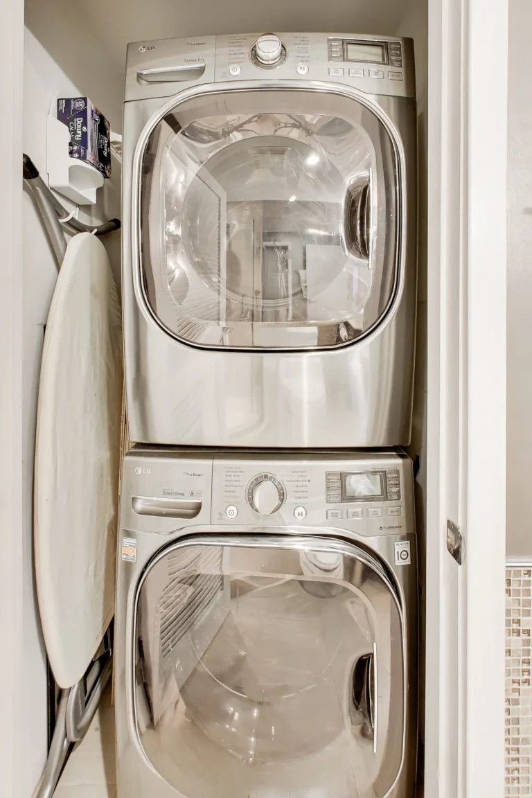 Laundry — 1010 Massachusetts Ave NW #1007, Washington, DC