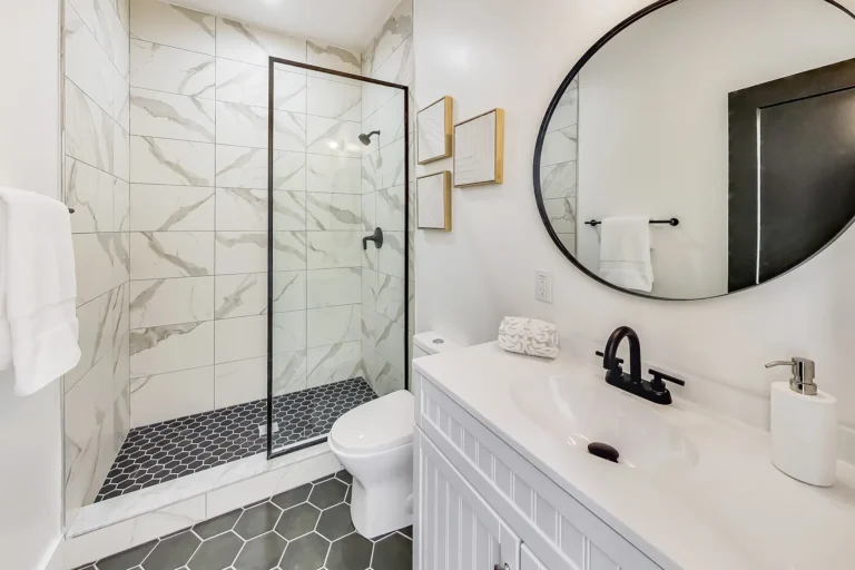 Primary bathroom — 207 Florida Ave NW #3, Washington, DC