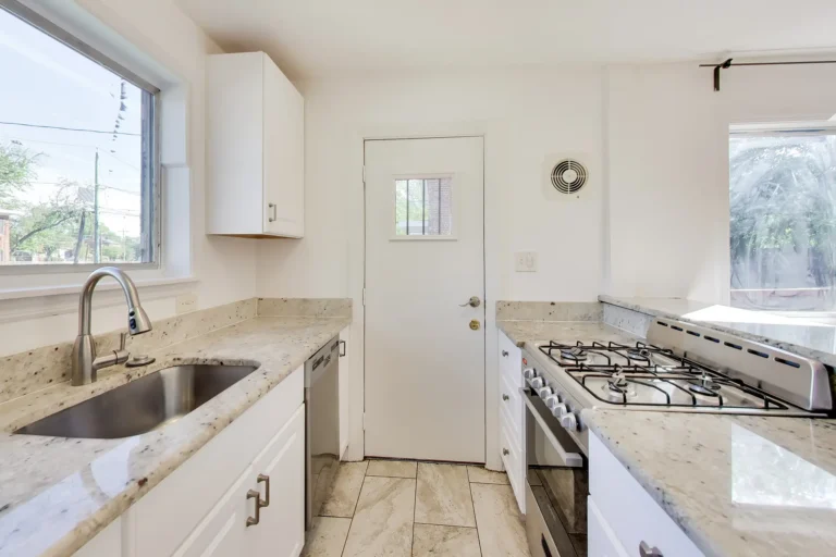 Kitchen — 637 Maury Ave, Oxon Hill, MD