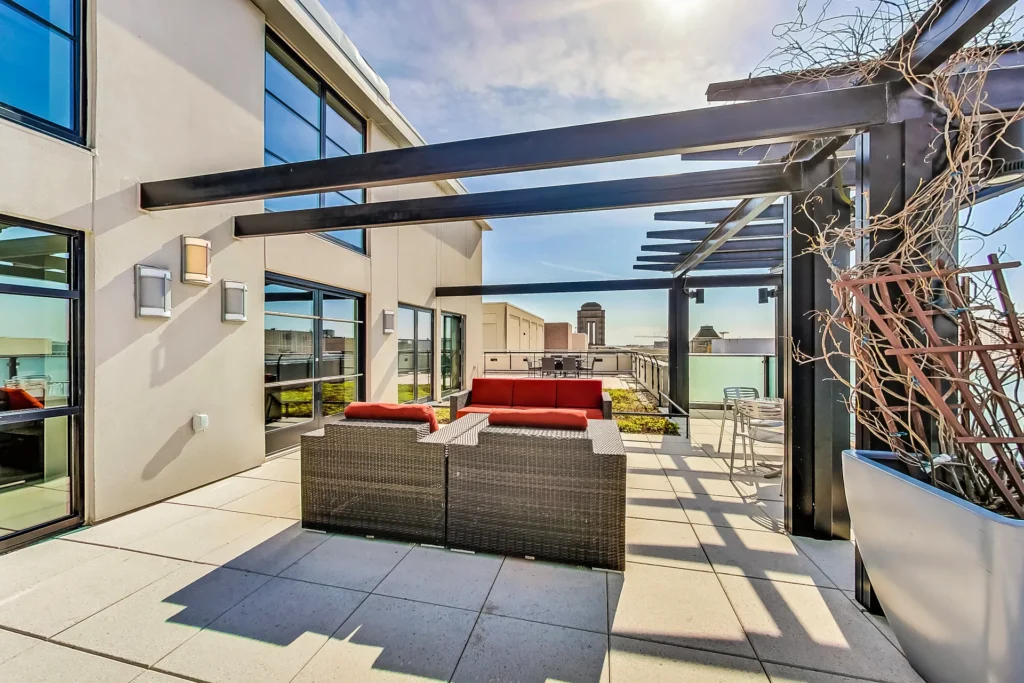 The Alta Roof Deck Lounge – 1133 14th St NW, Washington DC