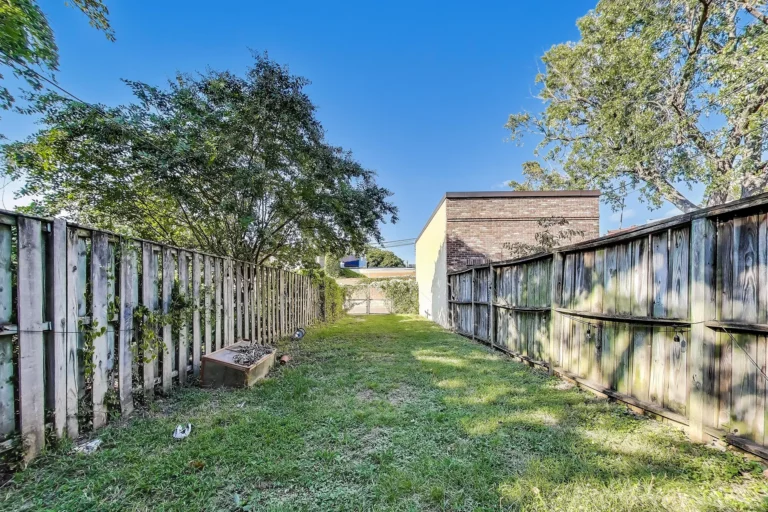 Rear yard — 1236 D St SE, Washington, DC