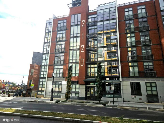 2120 Vermont Ave NW #4