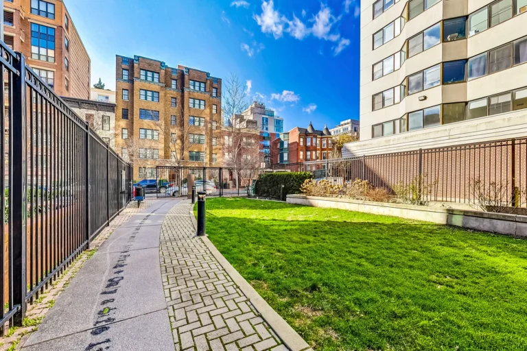 Quincy Park Lawn – Shaw, Washington DC (Quincy Court, 1117 10th St NW)