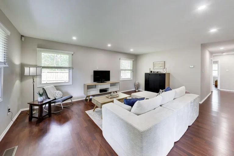 12006-maddox-ln-bowie-md-07-living-room