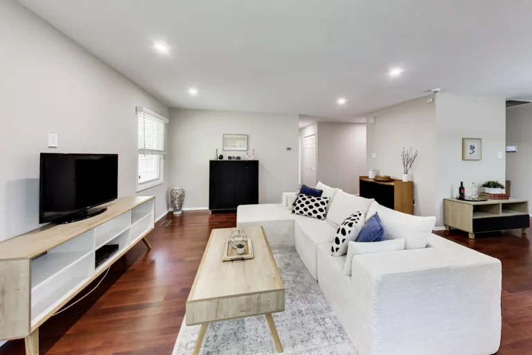 12006-maddox-ln-bowie-md-08-living-room