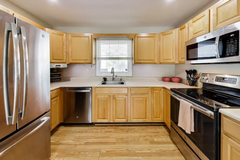 12006-maddox-ln-bowie-md-13-kitchen