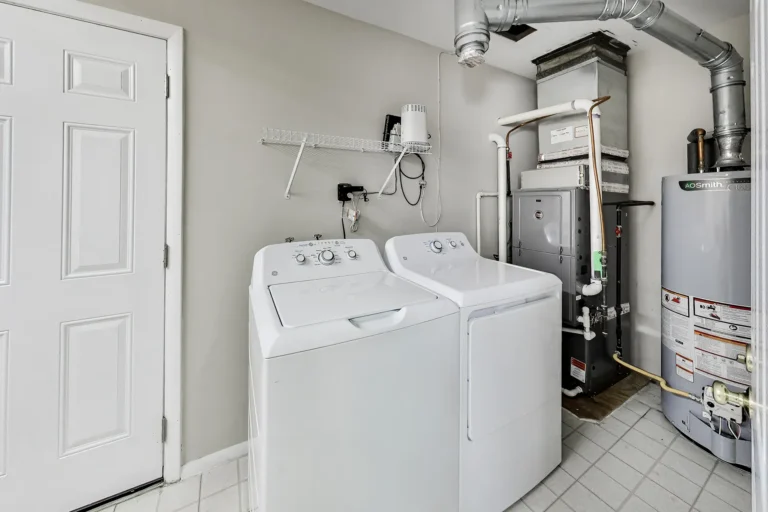12006-maddox-ln-bowie-md-25-laundry-utility-room