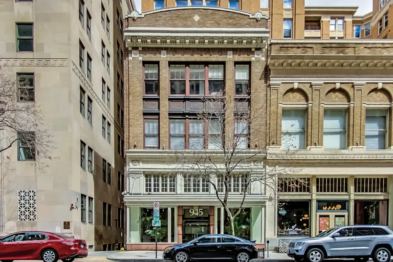 The Artisan, 915 E Street NW
