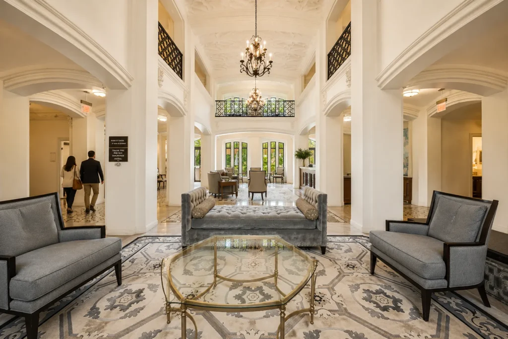 chastleton-coop-building-1701-16th-st-nw-lobby-03