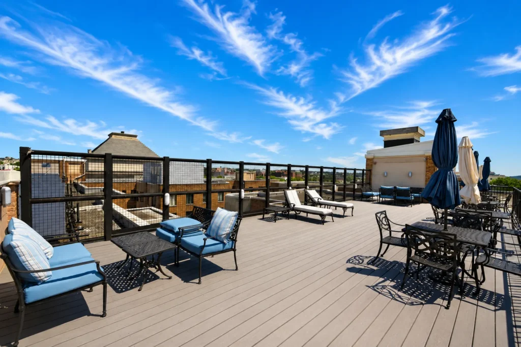chastleton-coop-building-1701-16th-st-nw-roof-view-02
