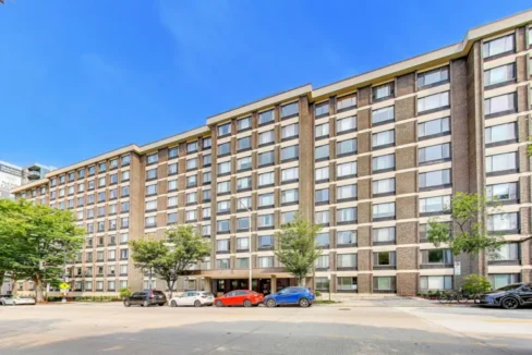 2501 Calvert St NW #103
