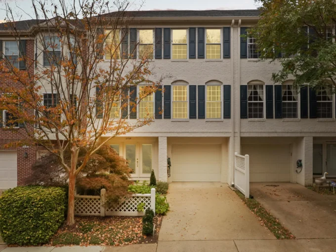 2729 Pembsly Dr