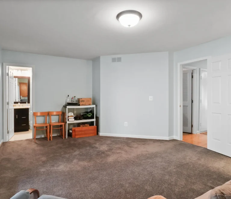2729-pembsly-dr-vienna-va-07-rec-room