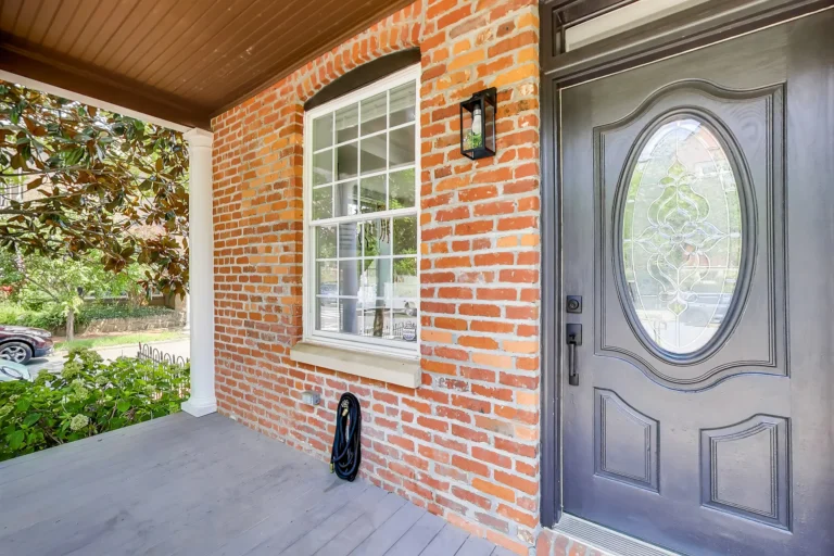 Front Door — 419 12th St NE, Washington, DC