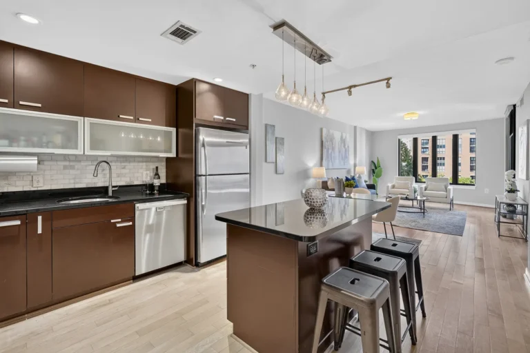 1010-massachusetts-Ave-NW-602-Washington-DC-42-kitchen