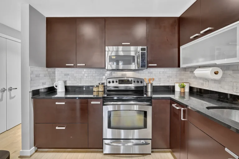 1010-massachusetts-Ave-NW-602-Washington-DC-44-kitchen-range