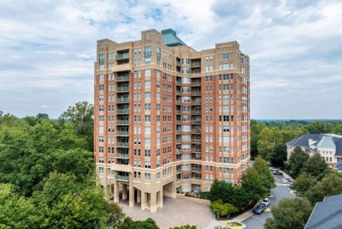 11776 Stratford House Pl #1204
