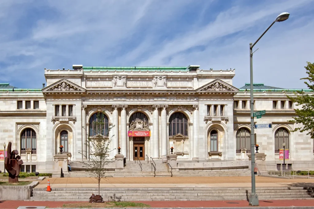 Mount Vernon Triangle