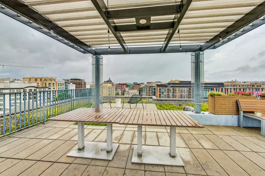 The General Scott Roof Deck Dining – 1 Scott Cir NW, Washington DC