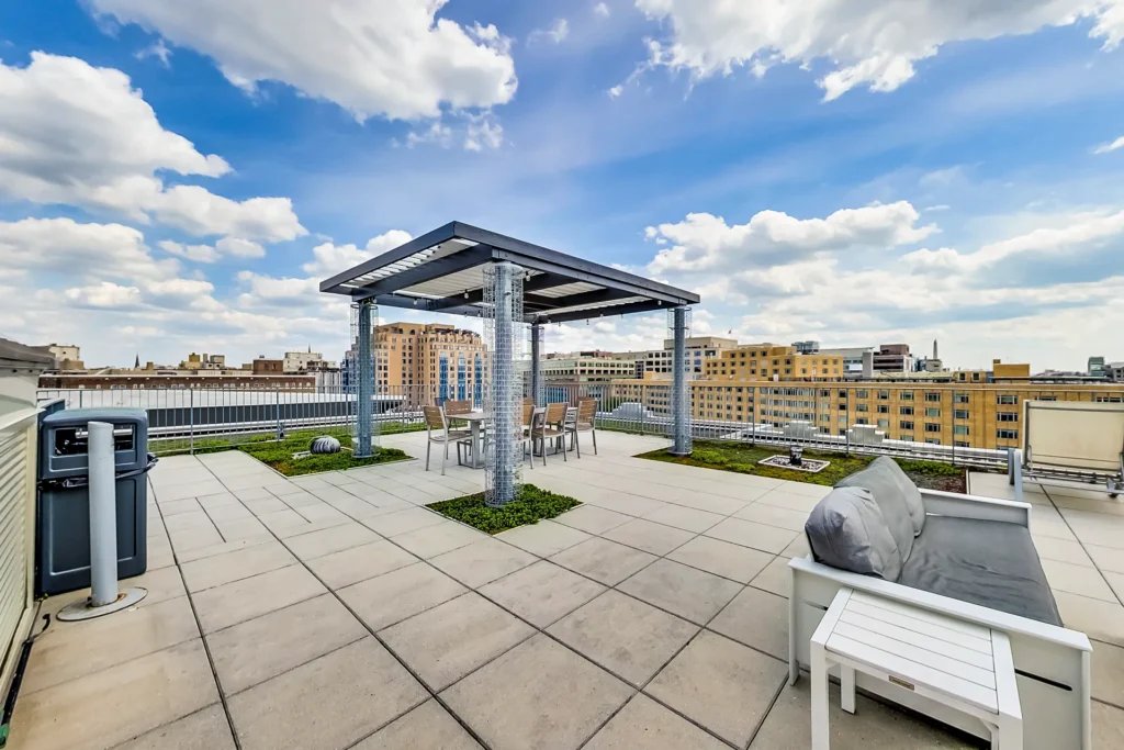 The General Scott Roof Deck Seating – 1 Scott Cir NW, Washington DC