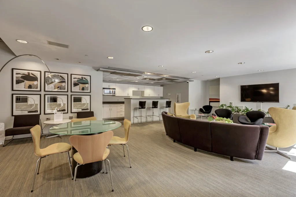 The Radius Club Room – 1300 N St NW, Washington DC