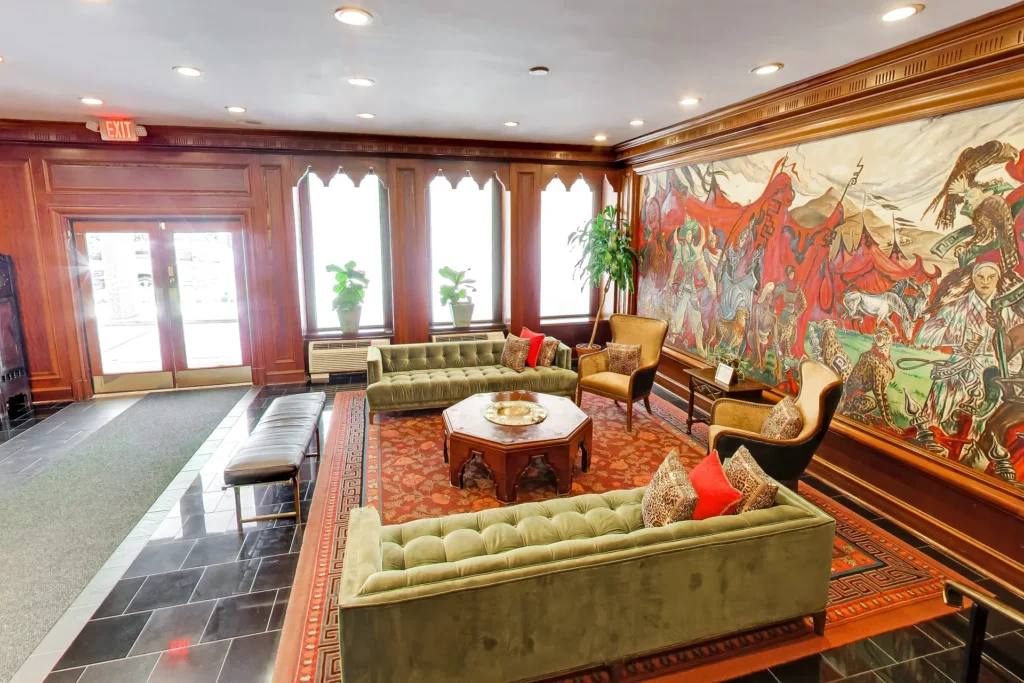 Shoreham North Lobby Lounge – 2501 Calvert St NW, Washington DC