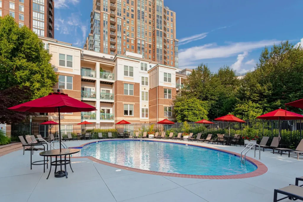 The Savoy at Reston Town Center – pool
