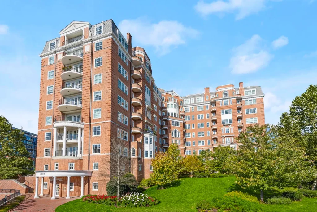 Wardman Tower, a 1928 brick condominium tower at 2660 Connecticut Avenue NW in Woodley Park, Washington DC